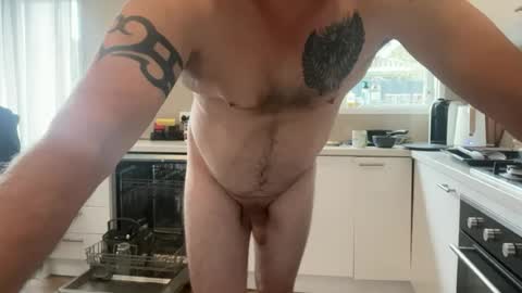 Snapshot of beatsboy87 chatting on June 19, 12:15 am beatsboy87 online show from June 19, 12:15 am