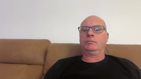 Snapshot of beatsboy87 chatting on July 22, 7:55 am beatsboy87 online show from July 22, 7:55 am