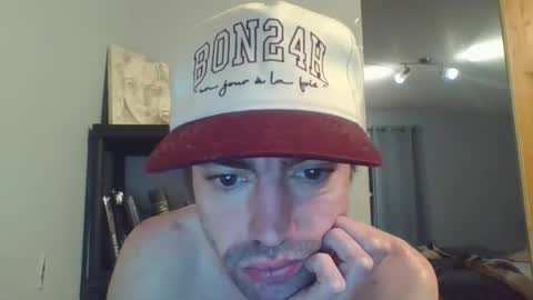 Snapshot of beaulieu2027 chatting on January 6, 11:03 am beaulieu2027 online show from January 6, 11:03 am