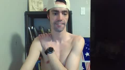 Snapshot of beaulieu2027 chatting on January 9, 10:33 pm beaulieu2027 online show from January 9, 10:33 pm