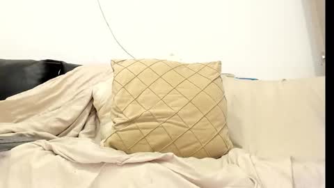 Katalina online show from December 4, 8:12 am