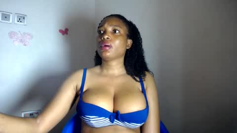 Snapshot of beautiful_moanna chatting on June 27, 7:30 pm moanna online show from June 27, 7:30 pm