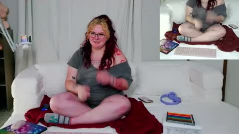 Snapshot of beautifulfeminine chatting on September 24, 2:04 am Annikka online show from September 24, 2:04 am