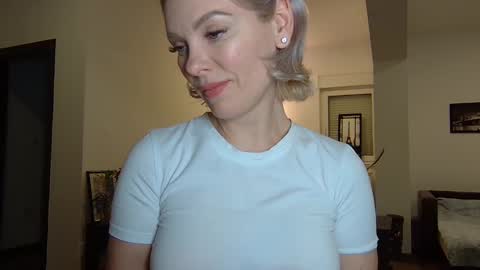 Beautifulkollette online show from December 28, 8:47 pm
