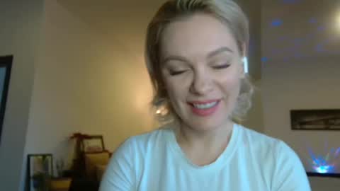 Beautifulkollette online show from January 8, 11:32 am
