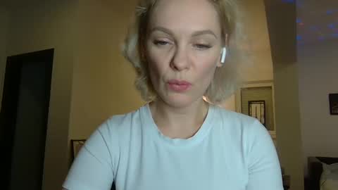 Beautifulkollette online show from January 11, 4:14 pm