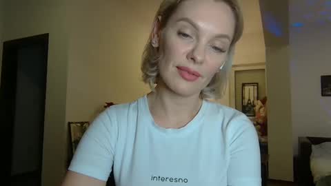 Beautifulkollette online show from January 13, 10:35 pm