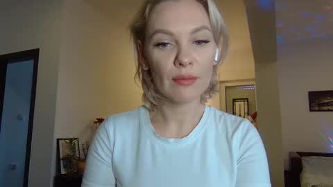 Beautifulkollette online show from January 15, 11:53 am