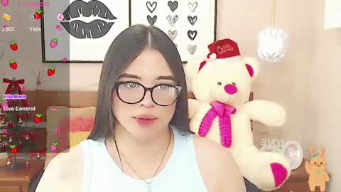 Snapshot of beautty_pink chatting on December 21, 7:16 pm beautty_pink online show from December 21, 7:16 pm
