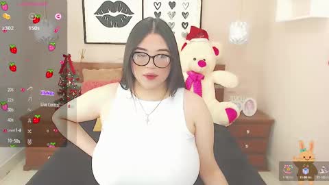 Snapshot of beautty_pink chatting on December 28, 1:49 pm beautty_pink online show from December 28, 1:49 pm