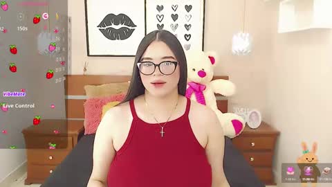 Snapshot of beautty_pink chatting on January 7, 4:59 pm beautty_pink online show from January 7, 4:59 pm