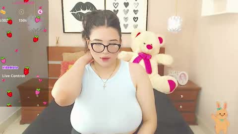 Snapshot of beautty_pink chatting on January 17, 3:00 pm beautty_pink online show from January 17, 3:00 pm