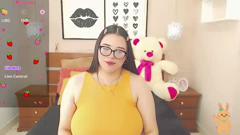 Snapshot of beautty_pink chatting on January 21, 7:50 pm beautty_pink online show from January 21, 7:50 pm