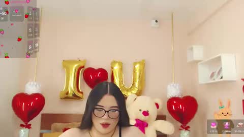 Snapshot of beautty_pink chatting on February 12, 1:59 pm beautty_pink online show from February 12, 1:59 pm