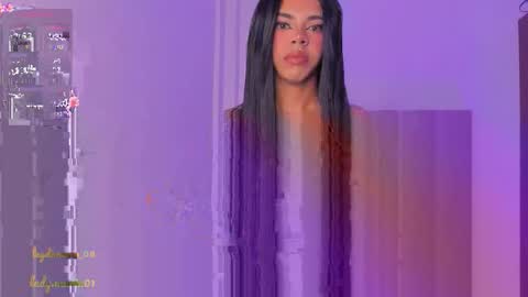 Snapshot of beauty_doll01 chatting on April 11, 2:10 pm Leydi online show from April 11, 2:10 pm