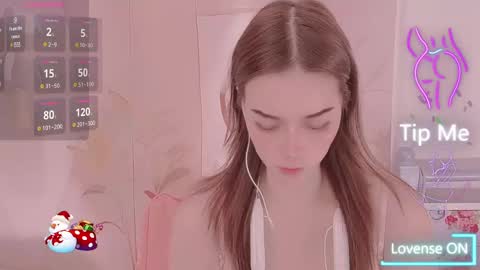 Snapshot of beauty_lulu chatting on March 4, 6:26 am LULU online show from March 4, 6:26 am
