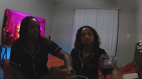 BeautyAndTheBeast online show from February 5, 4:17 am