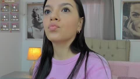 Ariana Reyes online show from October 7, 12:13 pm