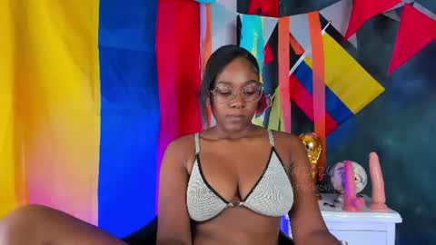 Snapshot of beautyebony_ chatting on June 29, 11:54 am beautyebony_ online show from June 29, 11:54 am