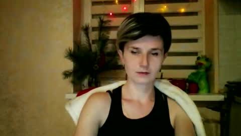 Snapshot of beautyksenia chatting on January 5, 9:18 pm BeautyKsenia online show from January 5, 9:18 pm