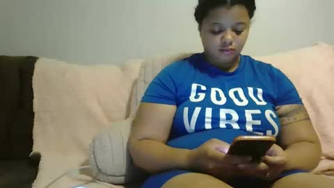 Snapshot of beautyloves chatting on October 9, 1:42 pm Beauty online show from October 9, 1:42 pm