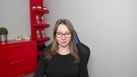 Snapshot of beautyzoexx chatting on October 8, 6:33 am Zoe online show from October 8, 6:33 am