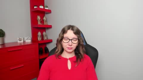 Snapshot of beautyzoexx chatting on November 3, 6:36 am Zoe online show from November 3, 6:36 am