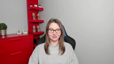 Snapshot of beautyzoexx chatting on November 4, 6:34 am Zoe online show from November 4, 6:34 am