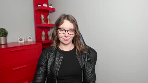 Snapshot of beautyzoexx chatting on November 7, 8:25 am Zoe online show from November 7, 8:25 am