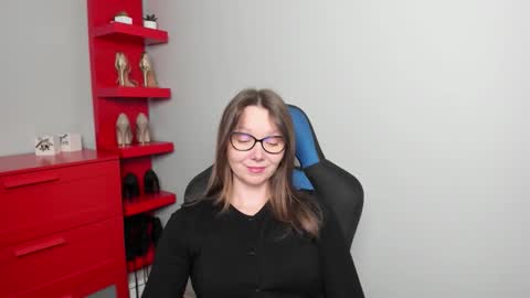 Snapshot of beautyzoexx chatting on December 3, 6:54 am Zoe online show from December 3, 6:54 am