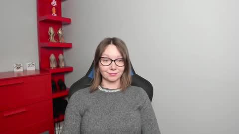 Snapshot of beautyzoexx chatting on February 13, 8:10 am Zoe online show from February 13, 8:10 am