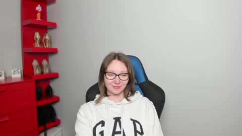 Zoe online show from April 29, 6:17 am