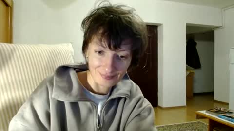Raluca online show from January 6, 3:19 pm