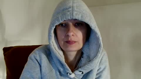 Snapshot of bebacksooon chatting on February 5, 4:44 pm Raluca online show from February 5, 4:44 pm