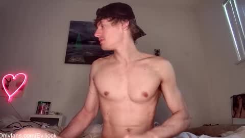 Snapshot of bebexxxdust chatting on October 27, 3:38 pm bebe dust online show from October 27, 3:38 pm