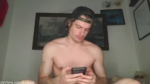 Snapshot of bebexxxdust chatting on May 9, 3:23 am bebe dust online show from May 9, 3:23 am