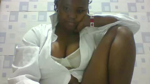 Snapshot of bebswee21 chatting on January 5, 9:29 pm bebswee21 online show from January 5, 9:29 pm