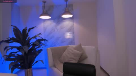 Am Becca online show from September 24, 7:28 pm