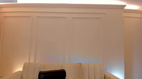 Snapshot of beccabaxter chatting on May 11, 12:00 pm Am Becca online show from May 11, 12:00 pm
