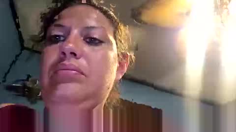 Snapshot of beccabee37 chatting on September 25, 6:33 pm beccabee37 online show from September 25, 6:33 pm