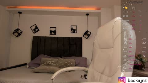 Marzhie online show from January 30, 5:17 pm