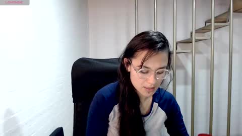 Snapshot of beckdymon chatting on February 24, 12:52 am Daniela online show from February 24, 12:52 am