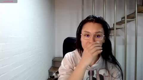 Snapshot of beckdymon chatting on March 10, 3:45 am Daniela online show from March 10, 3:45 am