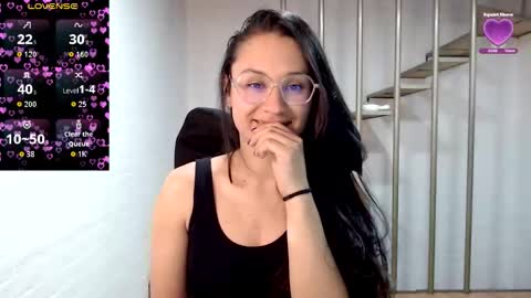 Snapshot of beckdymon chatting on October 3, 2:52 am Daniela online show from October 3, 2:52 am