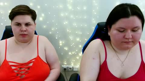 BeckyAndEllen online show from May 9, 7:30 pm