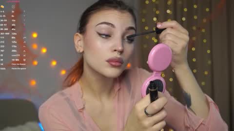 Melissa online show from December 2, 11:15 am