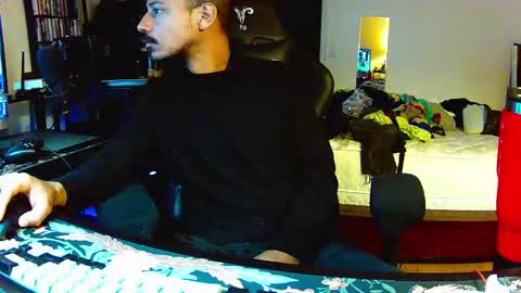 hungnheavy online show from October 4, 8:12 am