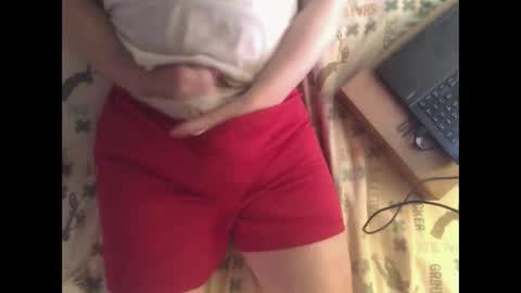 Snapshot of bedwetboy chatting on December 27, 1:28 pm Bedwetboys online show from December 27, 1:28 pm