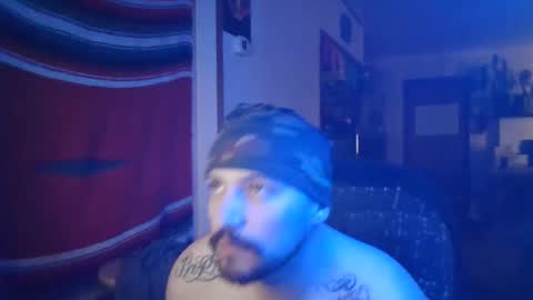 Snapshot of beefystick93 chatting on January 17, 10:34 pm beefystick93 online show from January 17, 10:34 pm