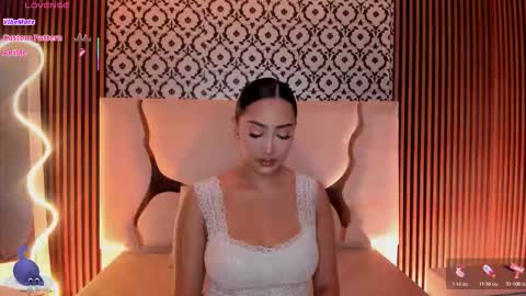 Snapshot of beella_tay1 chatting on February 12, 11:38 am BELLA online show from February 12, 11:38 am